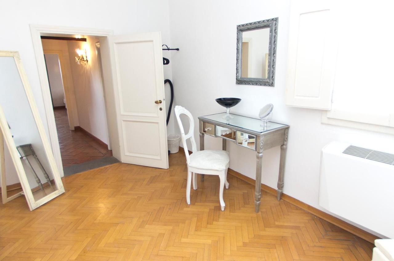 Traviata Storico - Palazzo Tolomei Apartamento Florença