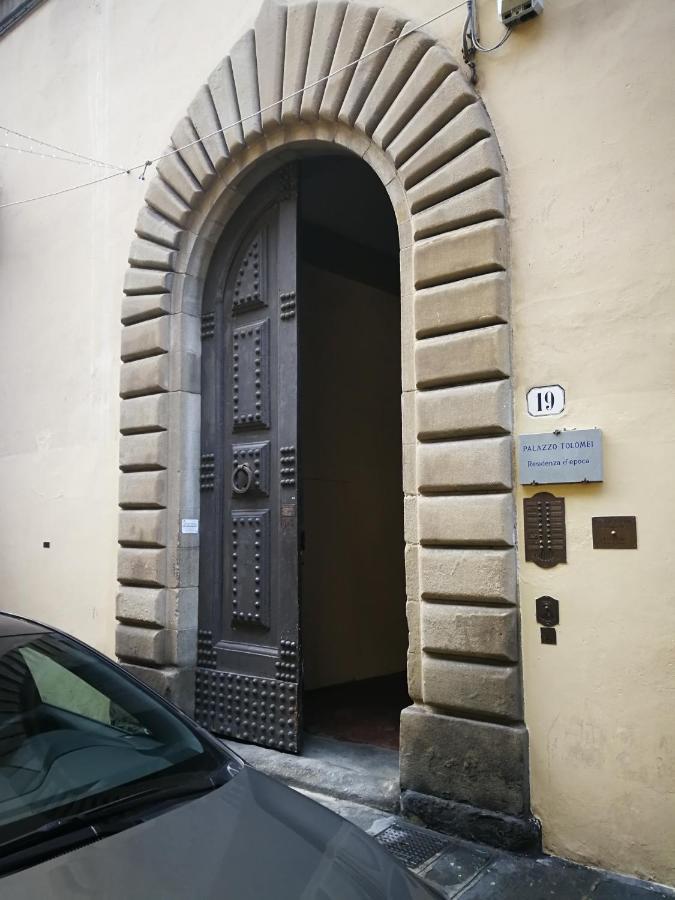 Traviata Storico - Palazzo Tolomei * Florença